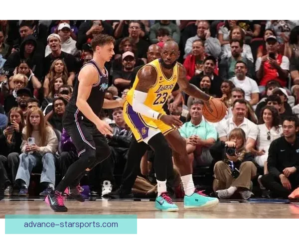 詹姆斯爆发率湖人逆转勇士重燃季后赛希望全场砍下三双创纪录