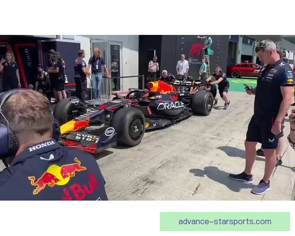 F1赛季最新动态：红牛再度占据领奖台 梅赛德斯与法拉利面临挑战